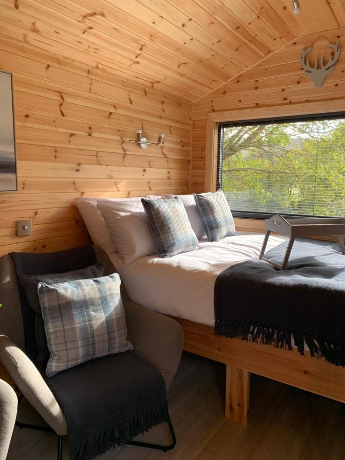 River Huts, Highland River Retreat With Hot Tub Inverness Exteriör bild