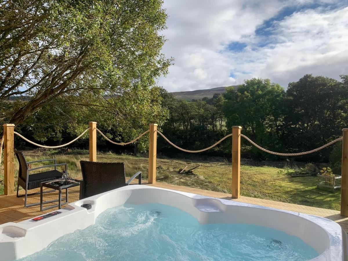 River Huts, Highland River Retreat With Hot Tub Inverness Exteriör bild
