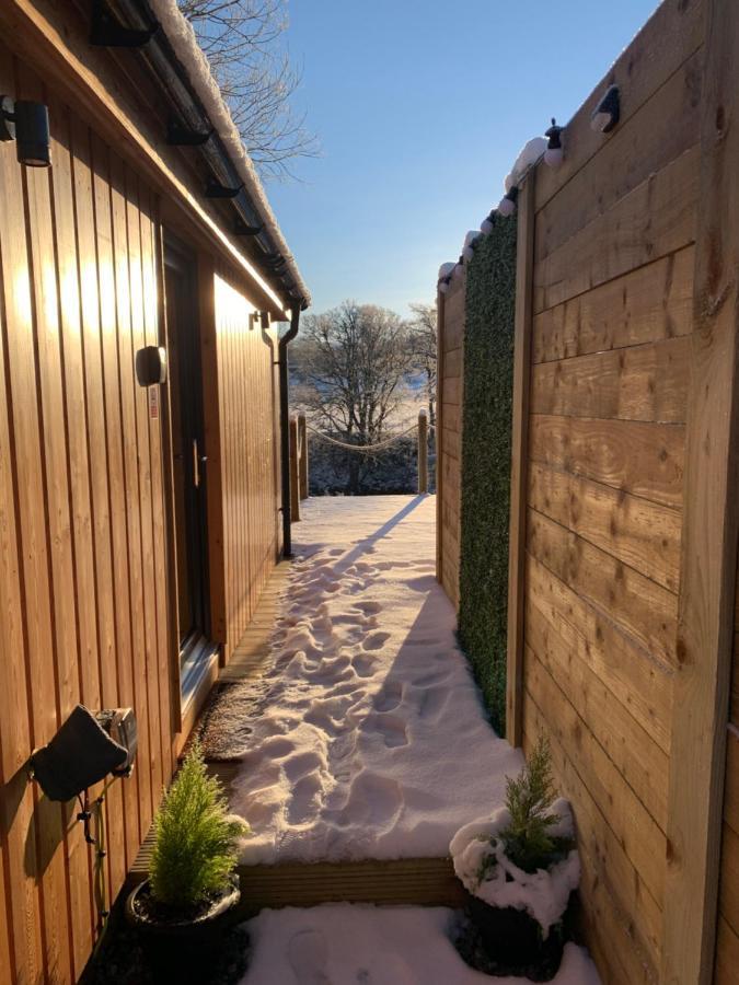 River Huts, Highland River Retreat With Hot Tub Inverness Exteriör bild