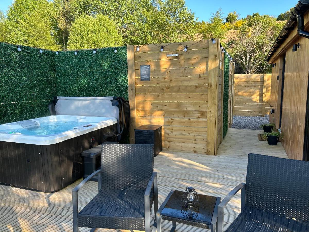 River Huts, Highland River Retreat With Hot Tub Inverness Exteriör bild