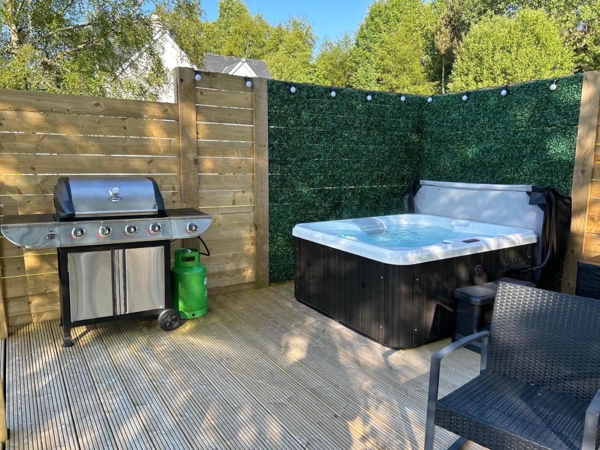 River Huts, Highland River Retreat With Hot Tub Inverness Exteriör bild