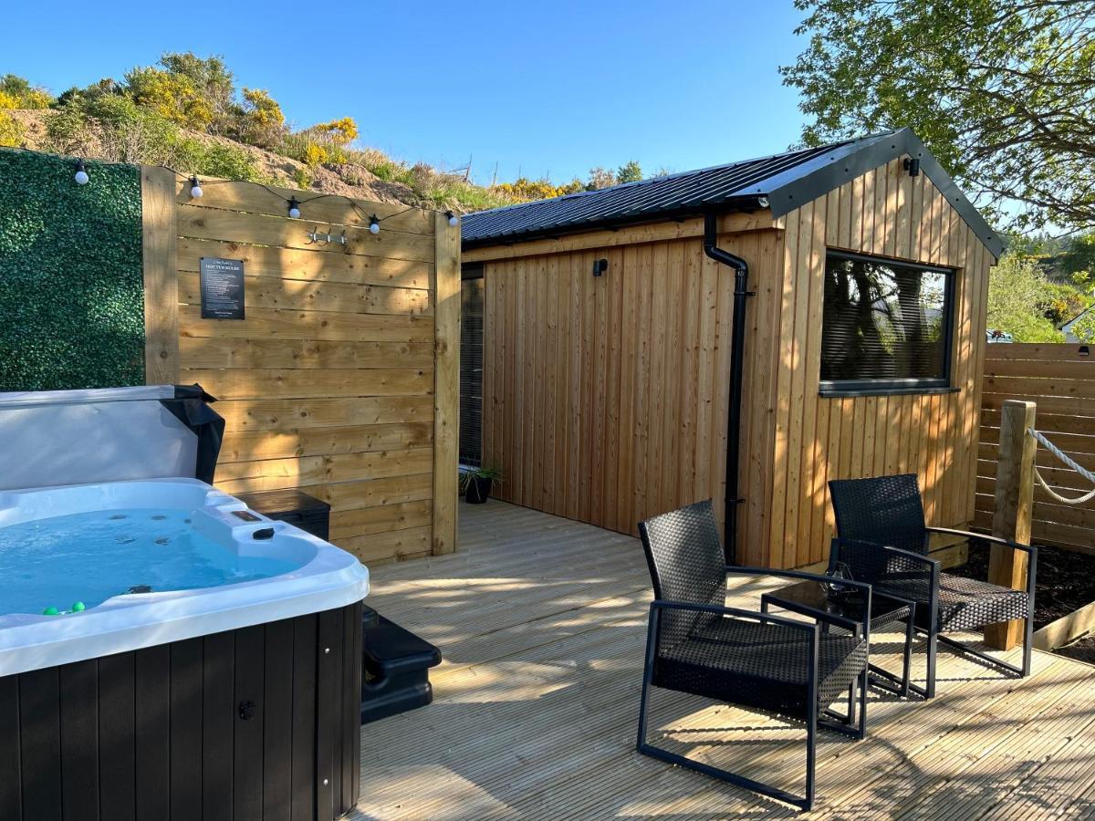 River Huts, Highland River Retreat With Hot Tub Inverness Exteriör bild